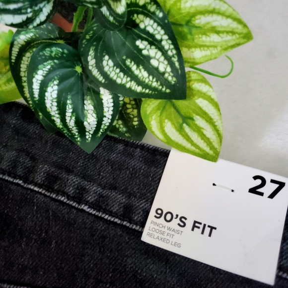 Forever 21 Premium Distressed 90s Fit Jeans - Picture 7 of 7